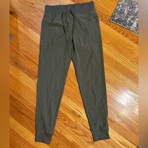 Women's Olive Jogger Pants